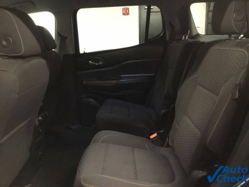 2018 GMC Acadia SLE-2