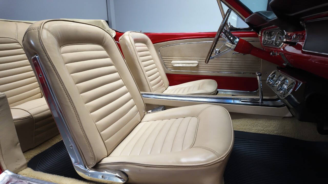 1965 Ford Mustang 60
