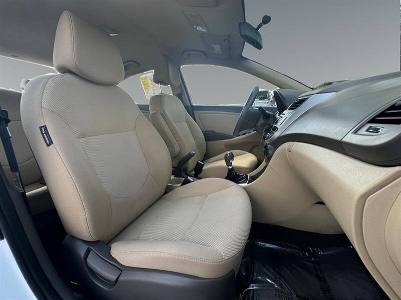 2012 Hyundai Accent GLS