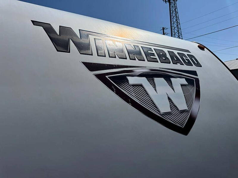2016 Winnebago Minnie