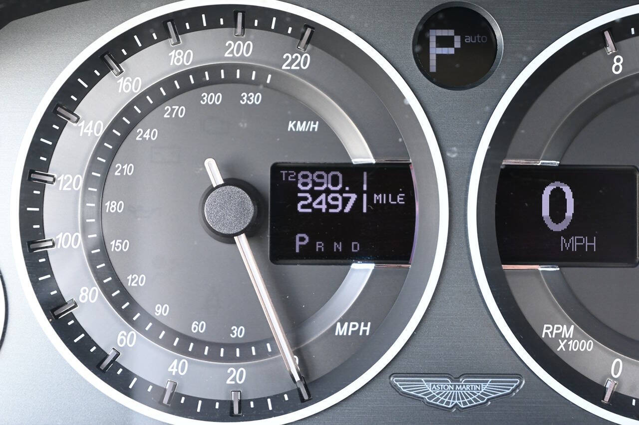 2011 Aston Martin DBS 44