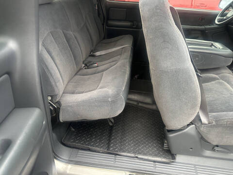 2002 Chevrolet Silverado 1500 LS