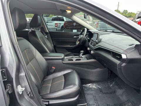 2019 Nissan Altima 2.5 SR
