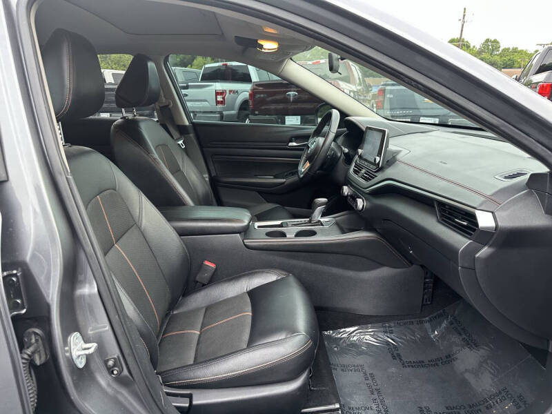 2019 Nissan Altima 2.5 SR