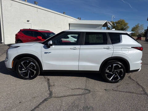 2025 Mitsubishi Outlander PHEV SE