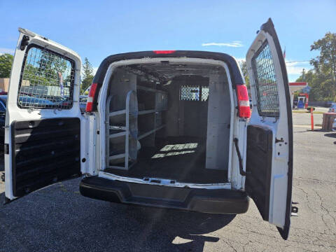 2017 Chevrolet Express 2500