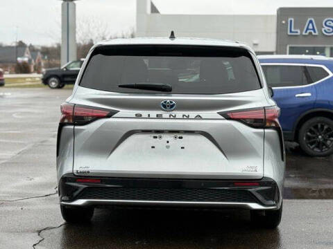2021 Toyota Sienna XSE 7-Passenger