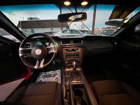 2014 Ford Mustang V6