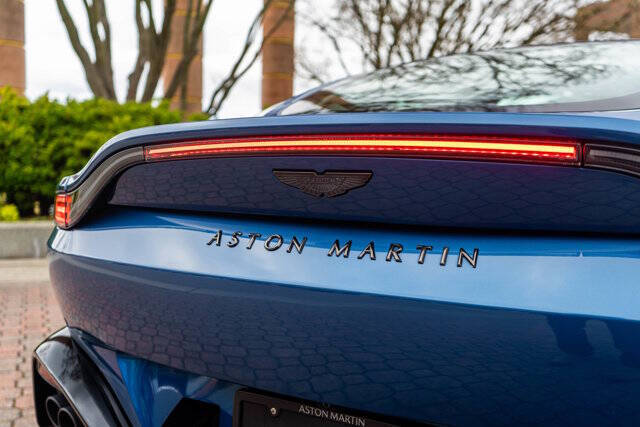 2022 Aston Martin Vantage 14