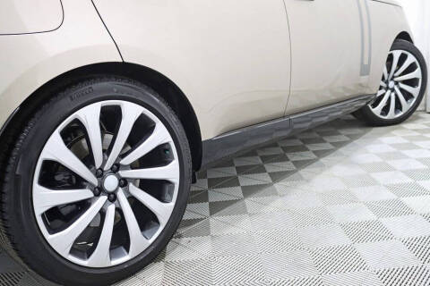 2025 Land Rover Range Rover P530 SE