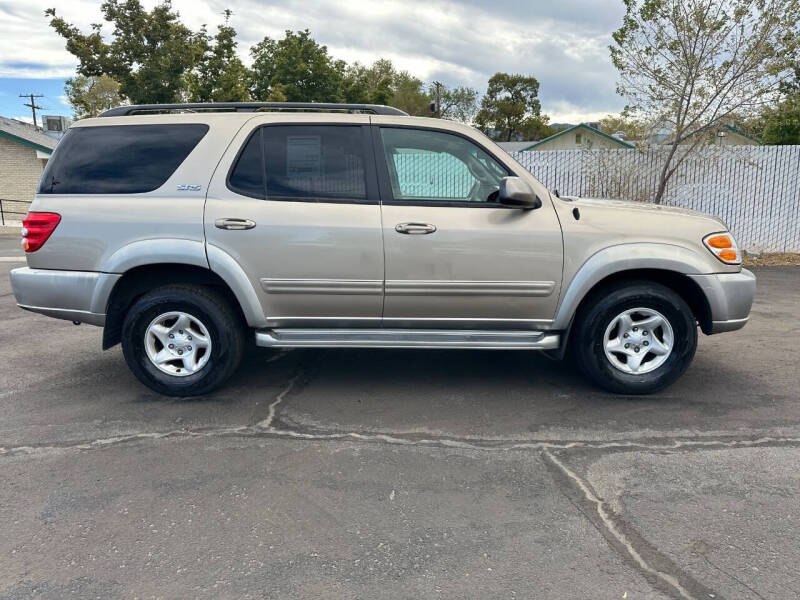 2002 Toyota Sequoia SR5