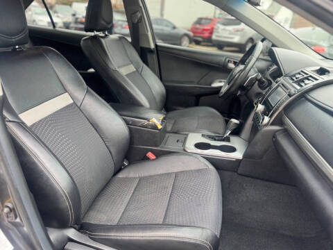 2012 Toyota Camry SE