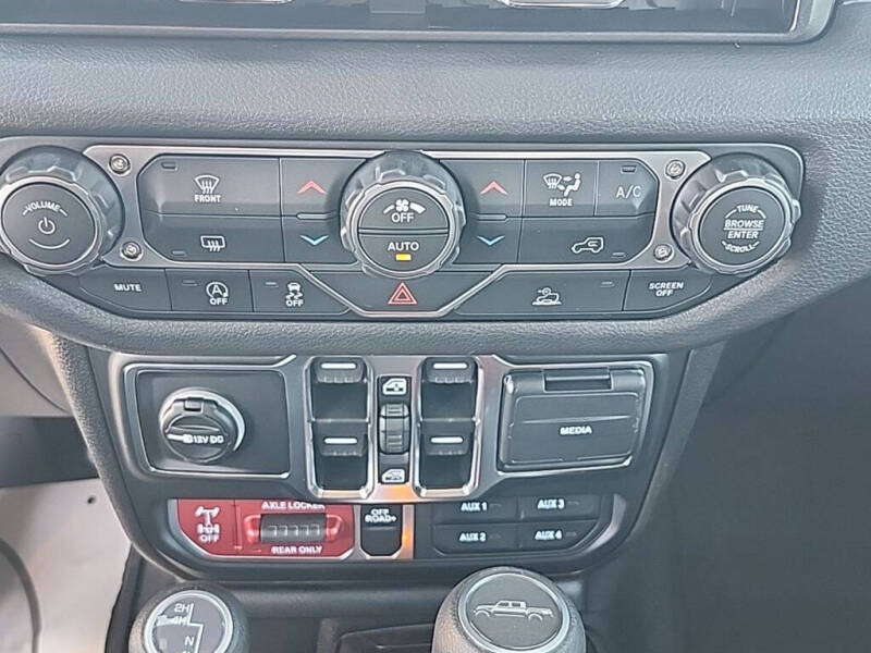 2026 Jeep Gladiator Willys