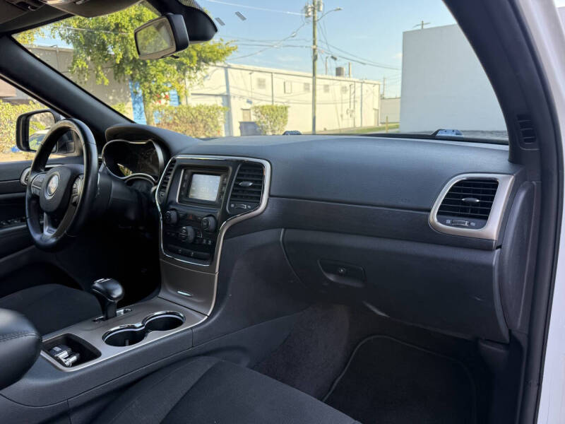 2015 Jeep Grand Cherokee Laredo