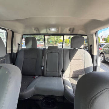 2015 RAM 1500 SLT