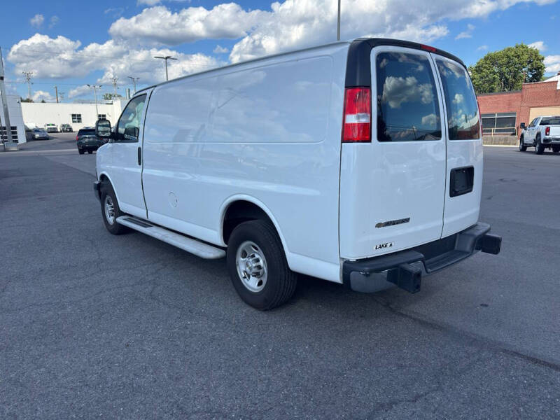 2024 Chevrolet Express 2500
