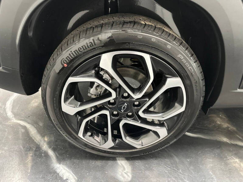 2025 Chevrolet Trax RS