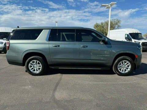 2024 Chevrolet Suburban LS