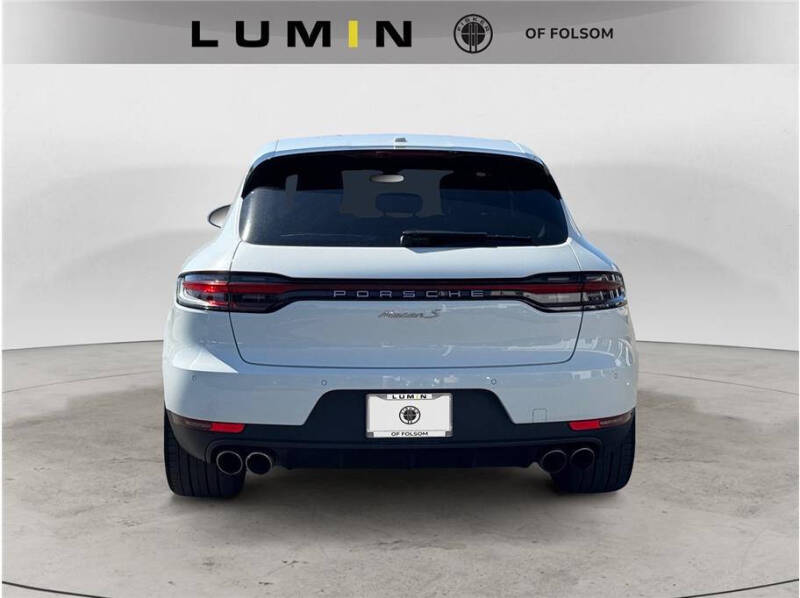 2020 Porsche Macan S