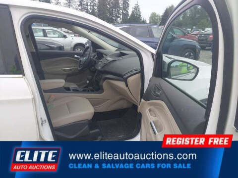 2017 Ford Escape SE