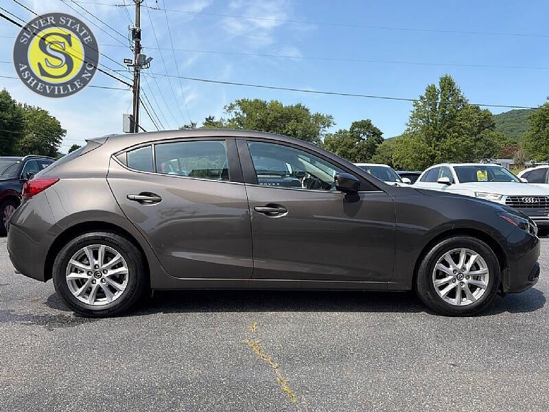 2016 Mazda MAZDA3 i Touring