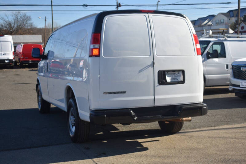 2021 Chevrolet Express 2500