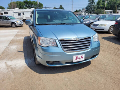 2008 Chrysler Town and Country for sale at J & S Auto Sales in Thompson ND
