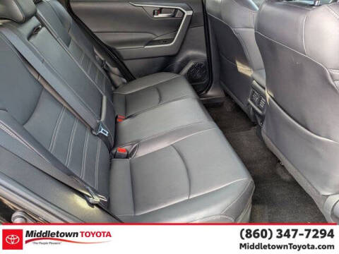 2022 Toyota RAV4 Hybrid XLE Premium