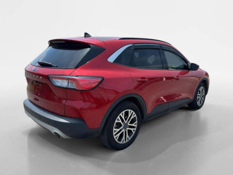 2021 Ford Escape SEL