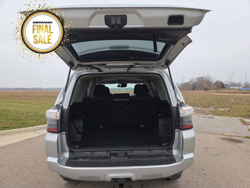 2022 Toyota 4Runner SR5