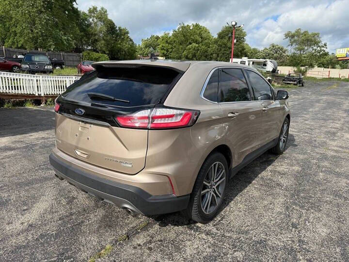 2020 Ford Edge Titanium