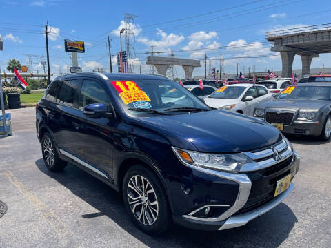 2018 Mitsubishi Outlander for sale at Texas 1 Auto Finance in Kemah TX