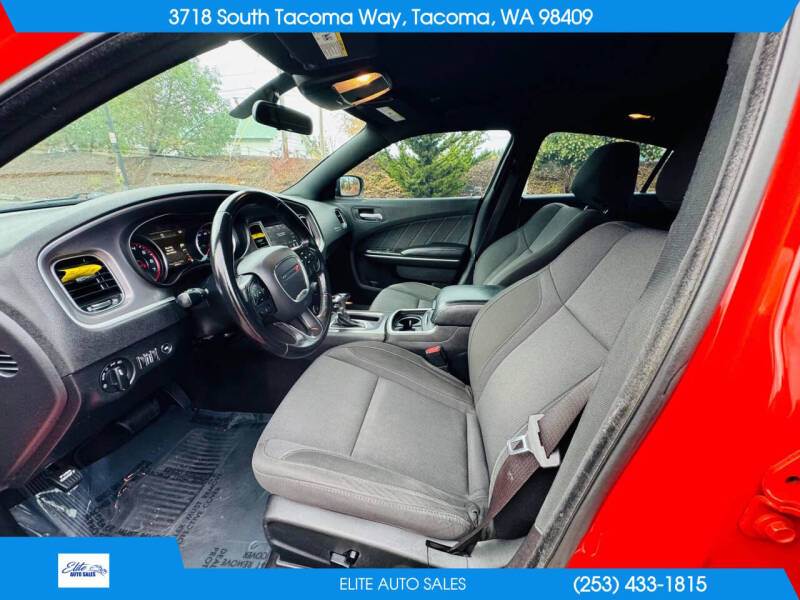 2019 Dodge Charger SXT