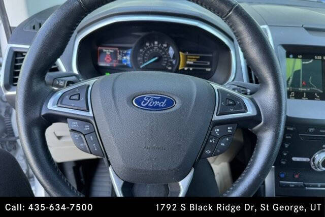 2017 Ford Edge Titanium