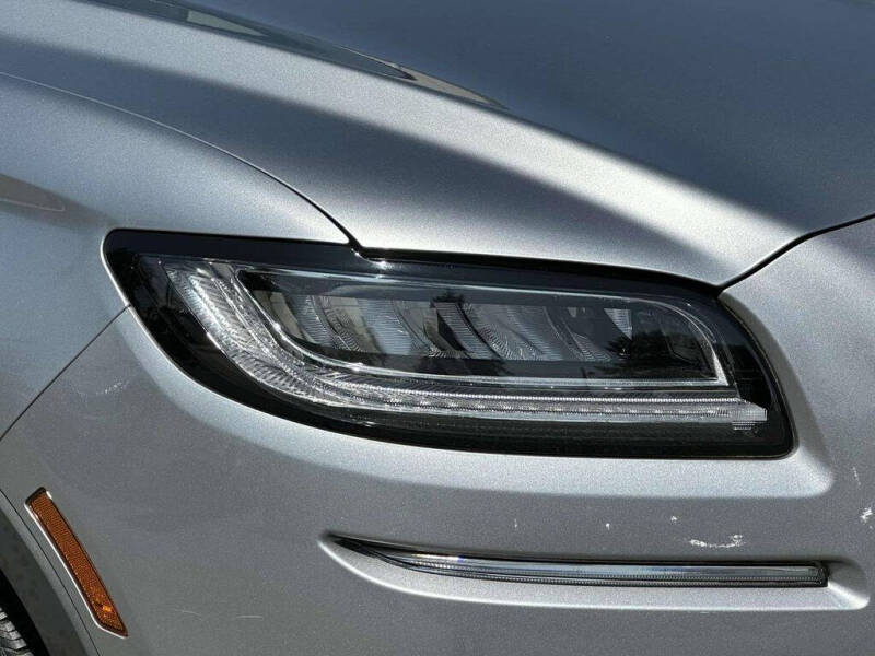 2021 Lincoln Nautilus Reserve