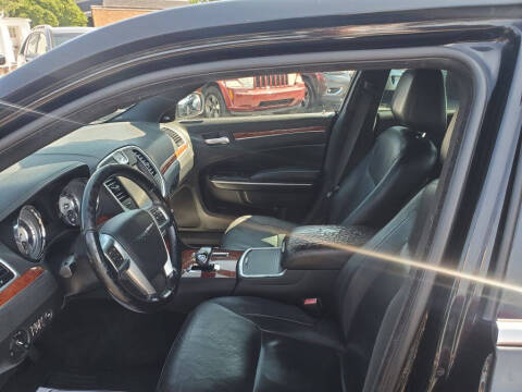 2012 Chrysler 300 Limited