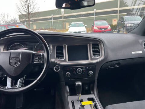 2011 Dodge Charger SE