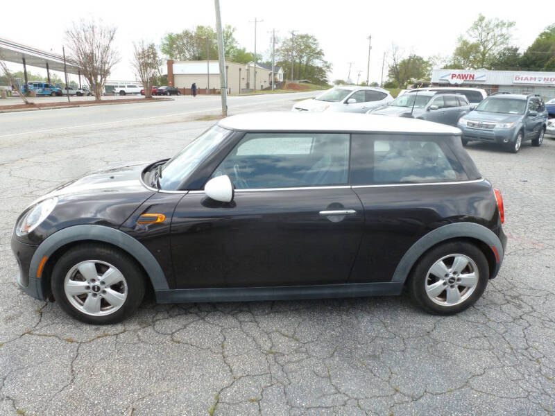 2015 MINI Cooper Base's photo