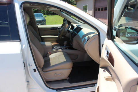 2014 Nissan Pathfinder S