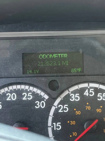 2021 Freightliner M2 106