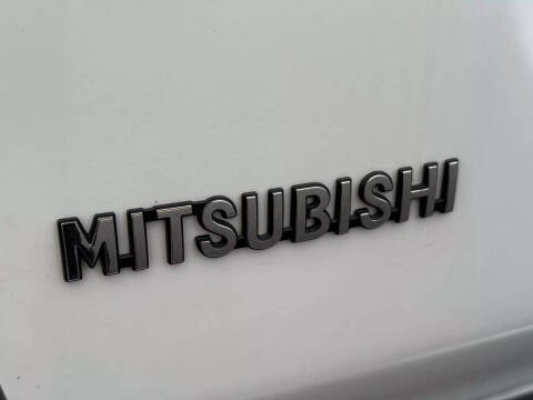 2017 Mitsubishi Outlander ES