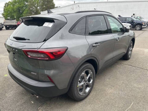 2025 Ford Escape Hybrid ST-Line Select