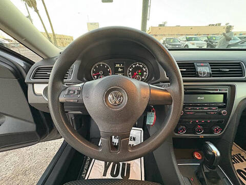 2014 Volkswagen Passat