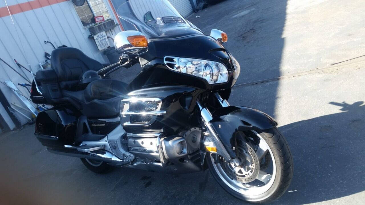 2004 honda goldwing