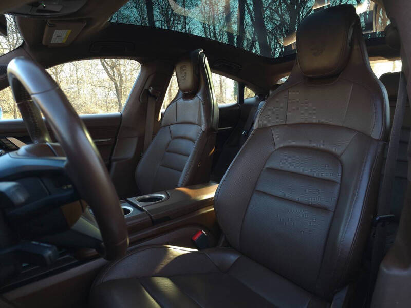 2020 Porsche Taycan Turbo