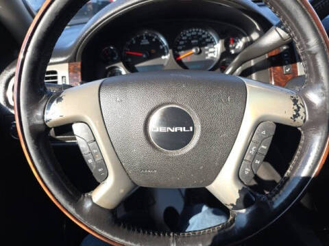 2009 GMC Yukon XL Denali