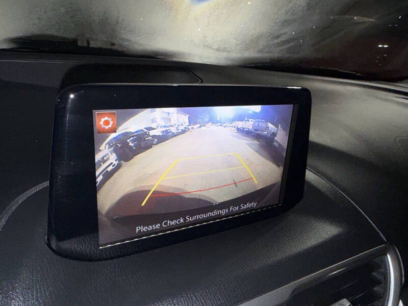 2018 Mazda MAZDA3 Sport