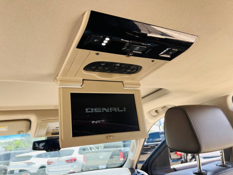2015 GMC Yukon XL Denali