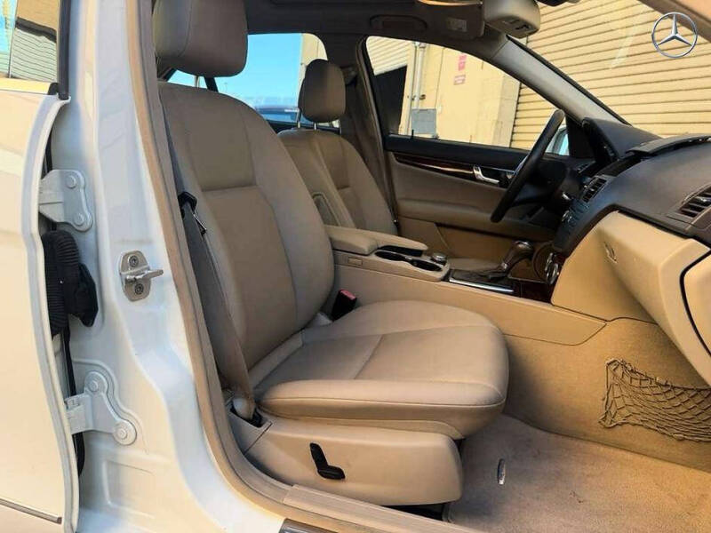 2010 Mercedes-Benz C-Class