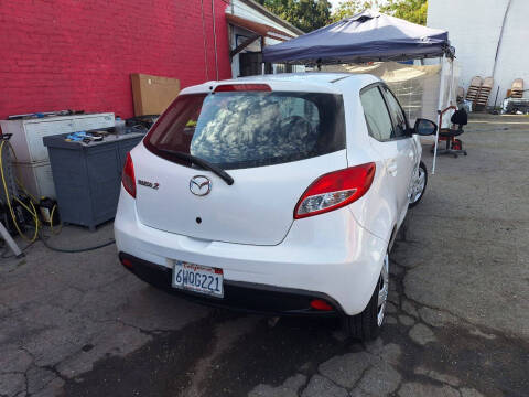 2011 Mazda MAZDA2 Sport